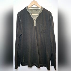 Vintage Point Zero Long Sleeve Henley (L)